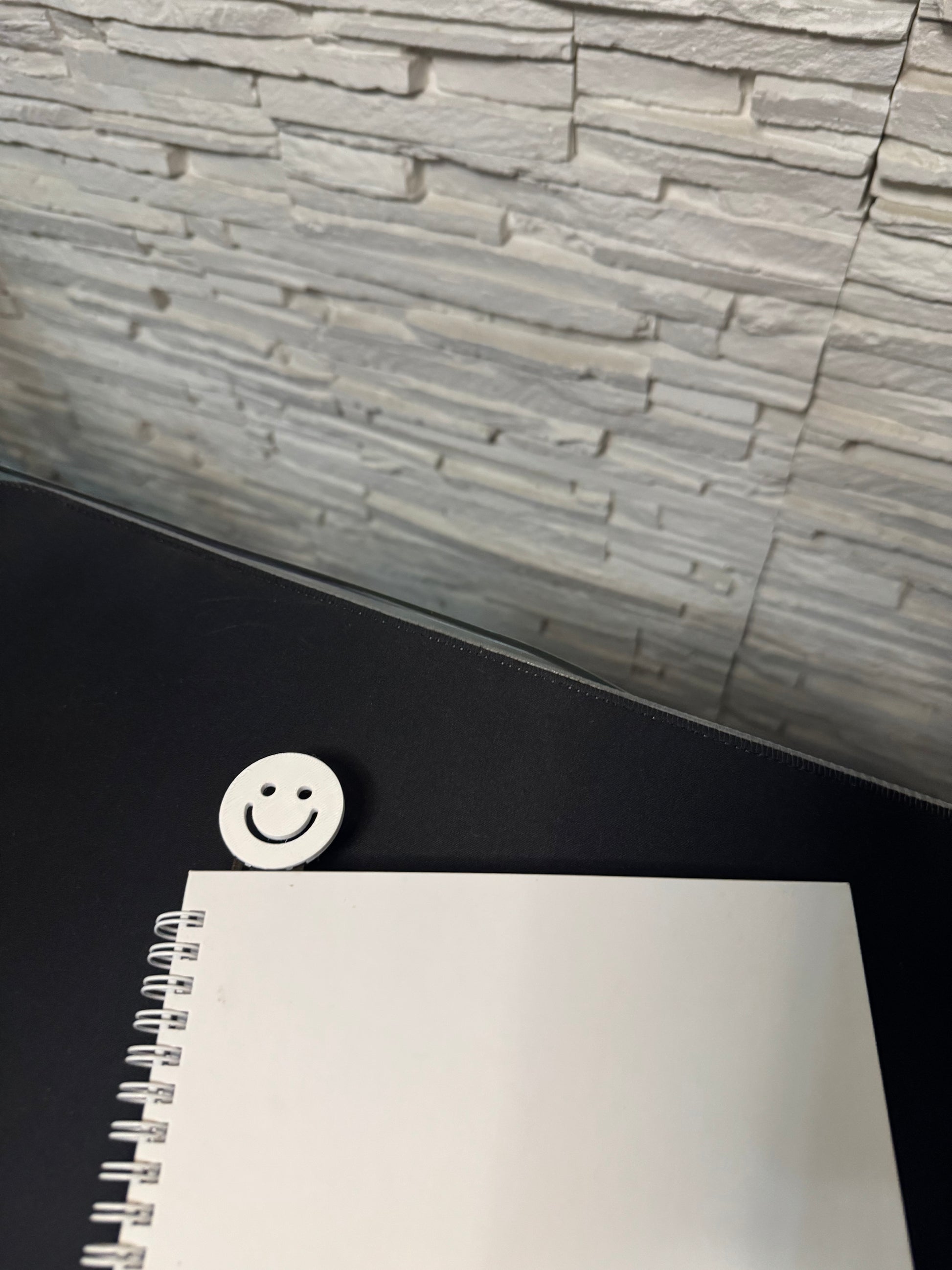 Semne de carte - Emoji Edition - Crafio.