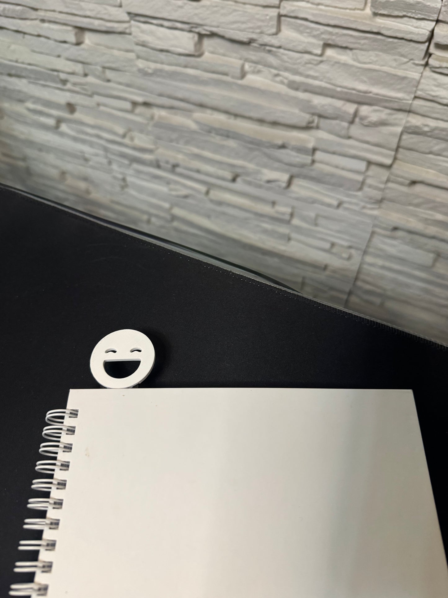 Semne de carte - Emoji Edition - Crafio.