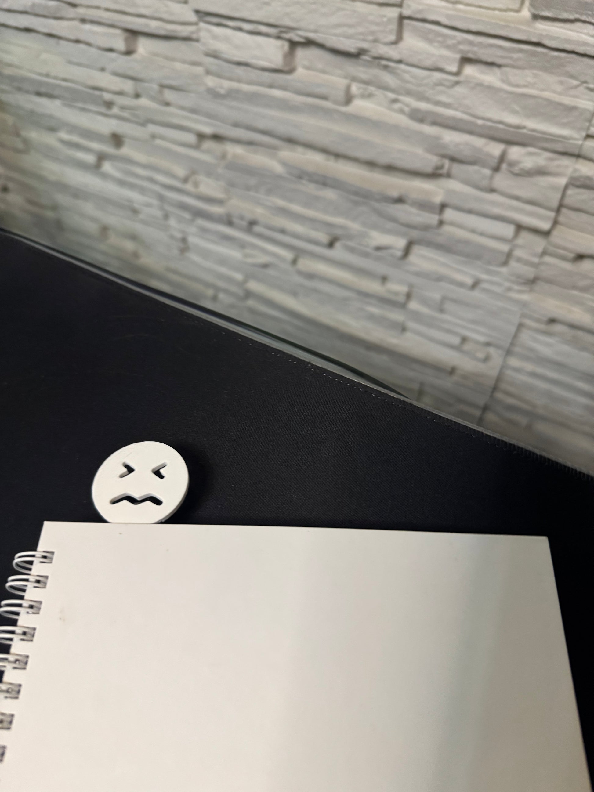 Semne de carte - Emoji Edition - Crafio.