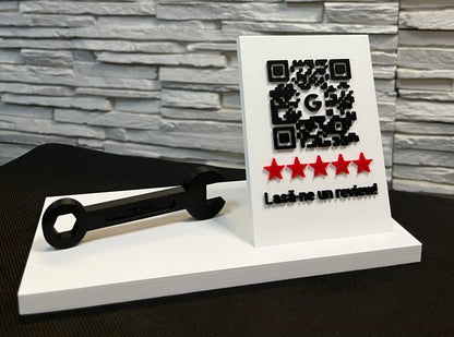 Suport Personalizat pentru Service/Magazin Auto – Placă Personalizată & Figurină Tematică - Crafio.