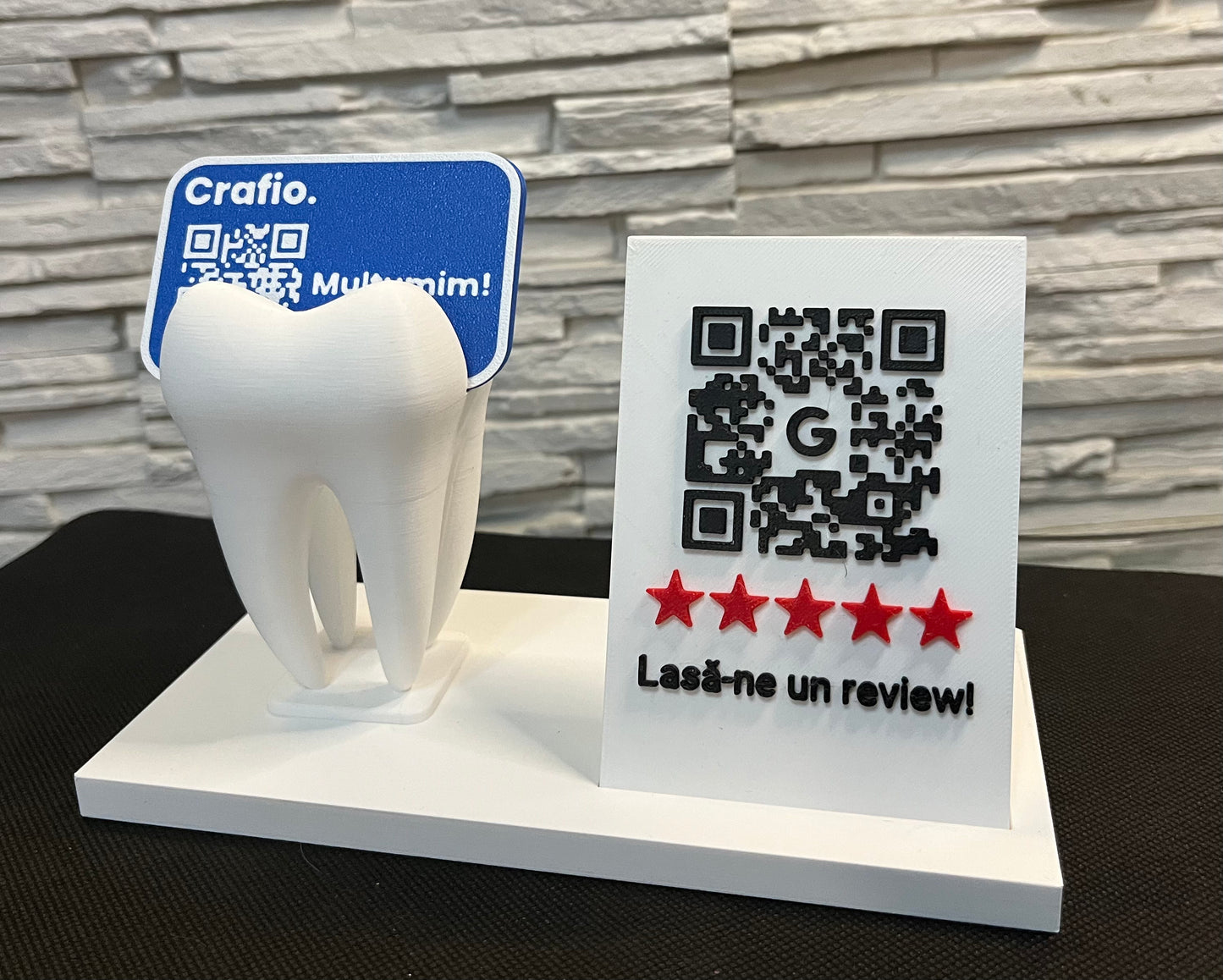 Suport Personalizat pentru Recepție Stomatologică – Placă Personalizată & Figurină Tematică - Crafio.