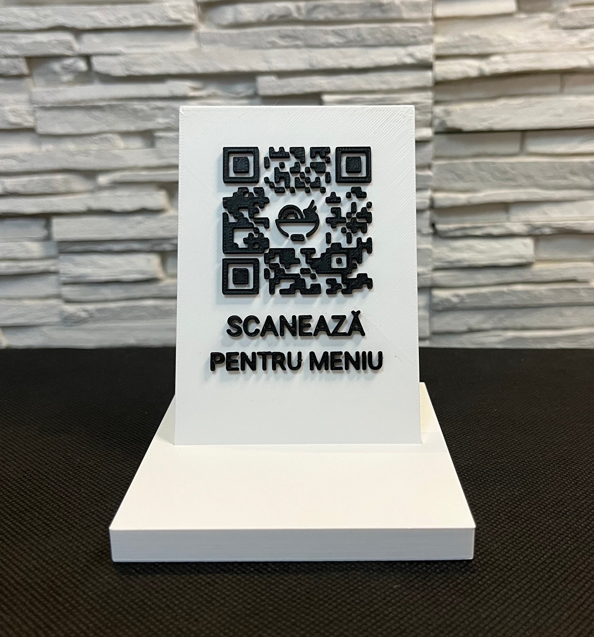 Stand mic cu placă personalizată + Personalizare o secțiune - Crafio.