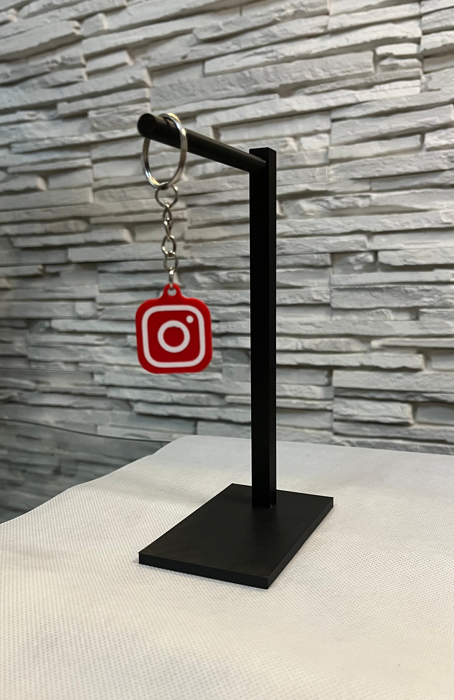 Breloc NFC pentru Social Media - Crafio.