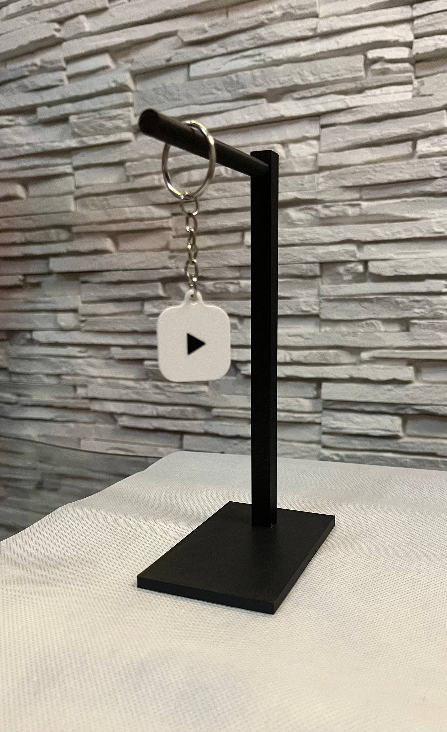 Breloc NFC pentru Social Media - Crafio.